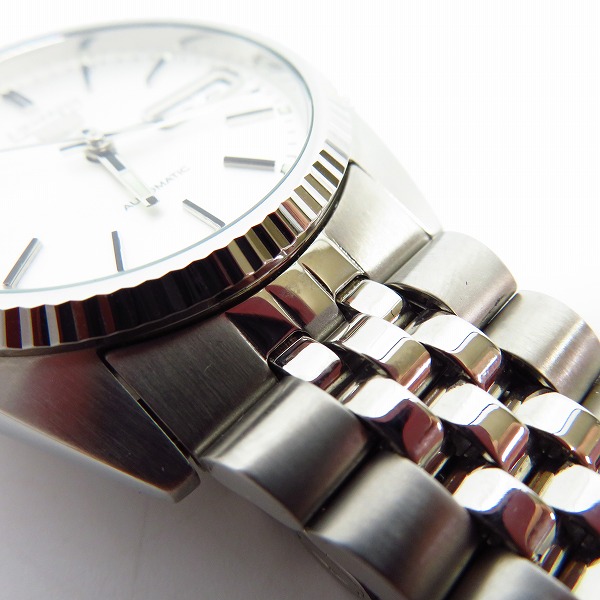 SEIKO/セイコー SEIKO 5 SPORTS 自動巻き/裏スケ シルバー/ホワイト