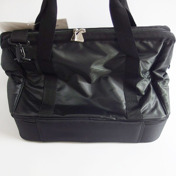 実際に弊社で買取させて頂いた【未使用】le coq sportif/ルコックスポルティフ ゴルフ 2層式 軽量ボストンバック QQBLJA09の画像 1枚目