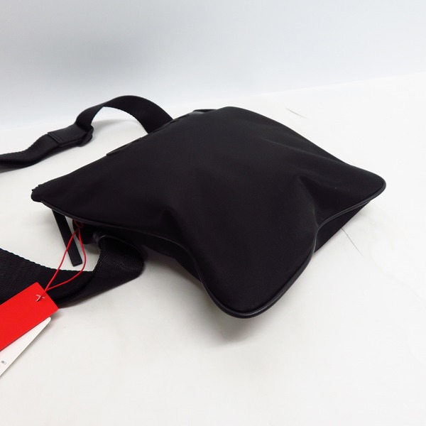 実際に弊社で買取させて頂いたHUGO BOSS/ヒューゴボス Record_S zip env ショルダーバッグ 50407498の画像 2枚目