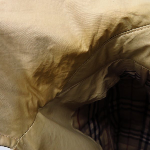 実際に弊社で買取させて頂いたBURBERRY LONDON/バーバリー ロンドン イングランド製 裏地チェック ステンカラーコート 48の画像 7枚目