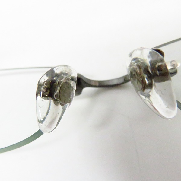 実際に弊社で買取させて頂いた999.9/フォーナインズ リムレス/ツーポイント 眼鏡/メガネフレーム TW-40ATの画像 2枚目