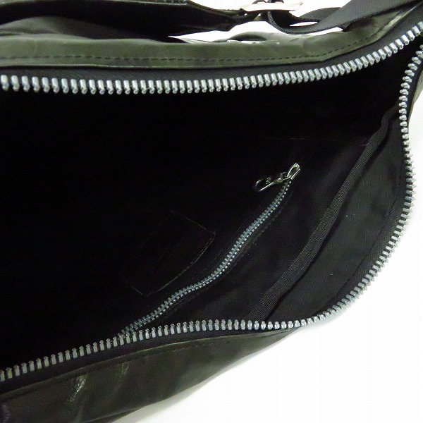 実際に弊社で買取させて頂いたBACKLASH/バックラッシュ レザーショルダーバッグ ブラックの画像 3枚目