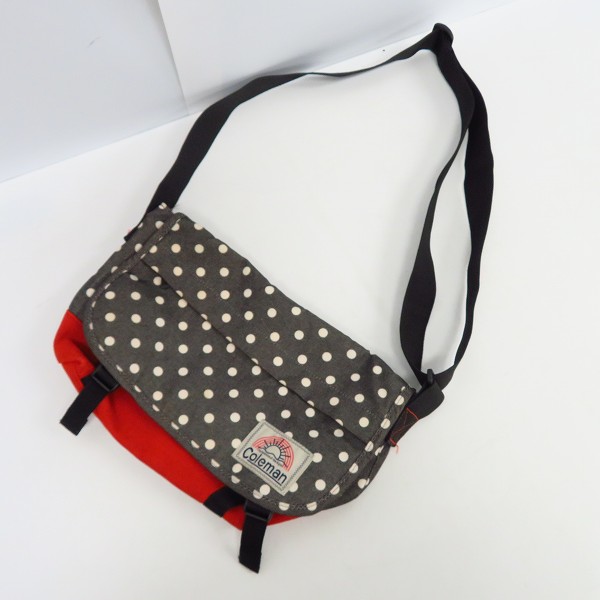 実際に弊社で買取させて頂いたManhattan Portage/マンハッタンポーテージ Coleman/コールマン Lee/リー ショルダーバッグ/ボディバッグ 3点セットの画像 2枚目