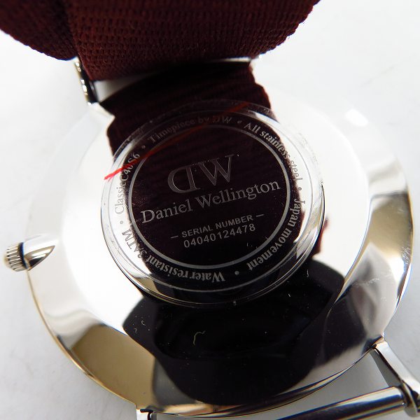 実際に弊社で買取させて頂いたDaniel Wellington/ダニエルウェリントン クラシック クォーツ腕時計 DW00100268の画像 4枚目