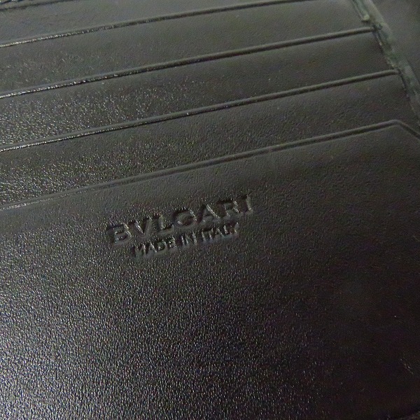 実際に弊社で買取させて頂いたBVLGARI/ブルガリ SERPENTI SCAGLIE MAN 二つ折り財布の画像 6枚目