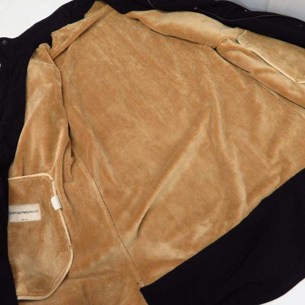 実際に弊社で買取させて頂いたEMPORIO ARMANI/エンポリオアルマーニ ボアライナー ジップアップ ロングジャケットの画像 2枚目