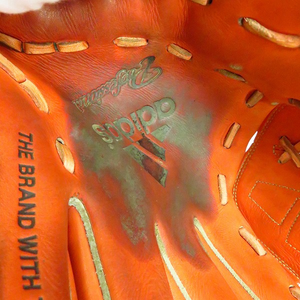 実際に弊社で買取させて頂いたadidas/アディダス Professional 521930 B1721 硬式/投手用 ピッチャー 野球 グローブ の画像 3枚目