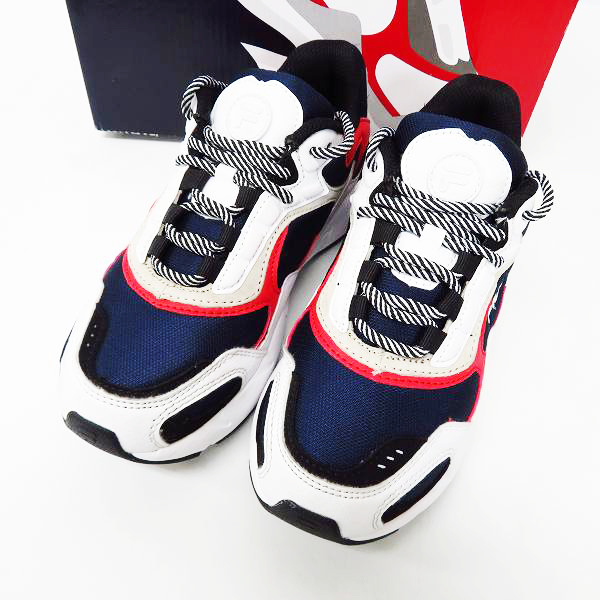 実際に弊社で買取させて頂いたFILA/フィラ ルミナンス ウィメンズ スニーカー F5068/23.0