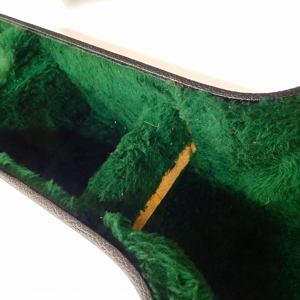 実際に弊社で買取させて頂いた★Martin/マーティン アコースティックギター用 ハードケースの画像 9枚目