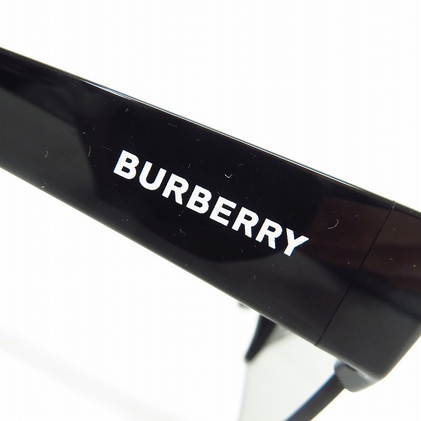 実際に弊社で買取させて頂いたBURBERRY/バーバリー ロゴレンズ Ｄフレーム サングラス BE4291の画像 6枚目