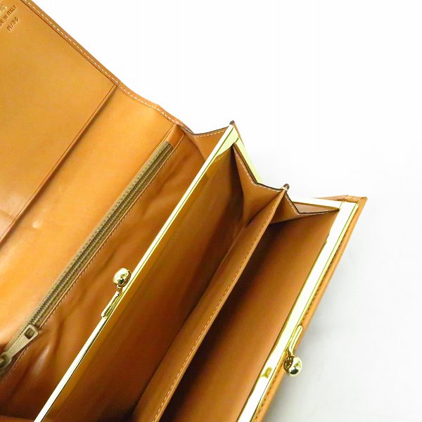実際に弊社で買取させて頂いたCELINE/セリーヌ マカダム 二つ折り ロングウォレットの画像 3枚目