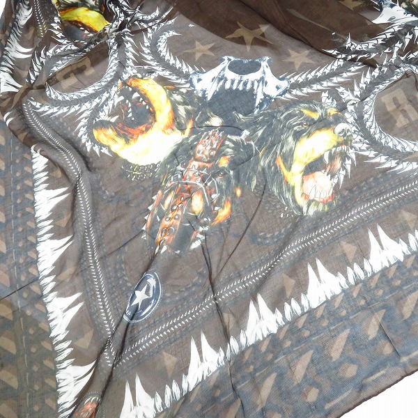 実際に弊社で買取させて頂いたGIVENCHY/ジバンシー ロットワイラー カシミヤ混 スカーフ/大判ストールの画像 2枚目