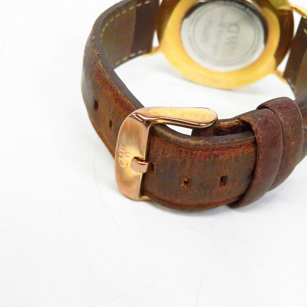 実際に弊社で買取させて頂いたDaniel Wellington/ダニエルウェリントン レザーベルト クォーツ/腕時計/ウォッチ B36R8の画像 2枚目