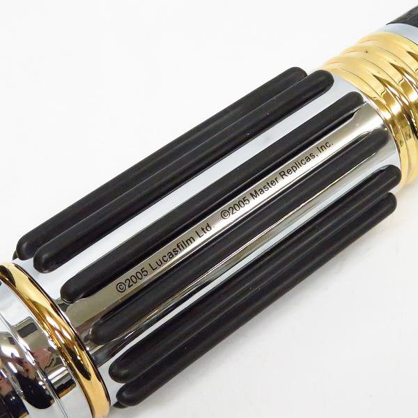 実際に弊社で買取させて頂いた【動作確認済み】マスターレプリカ製【メイス・ウィンドゥ】フォースFX ライトセーバー Collectible/SW-206の画像 2枚目