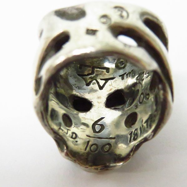 実際に弊社で買取させて頂いた【ギャラ/カスタム】トラヴィスワーカー オリジナルスカルリング 18K ゴールドトゥース 100個限定/シリアル入 RGS001-Y 17-18号の画像 6枚目