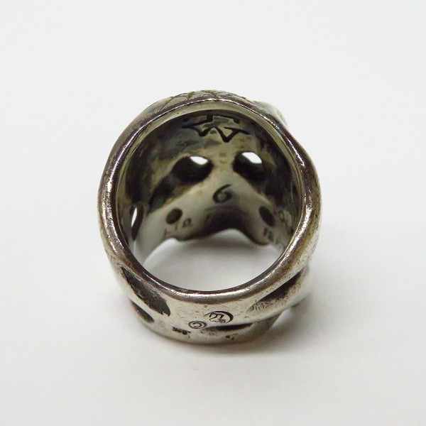 実際に弊社で買取させて頂いた【ギャラ/カスタム】トラヴィスワーカー オリジナルスカルリング 18K ゴールドトゥース 100個限定/シリアル入 RGS001-Y 17-18号の画像 3枚目