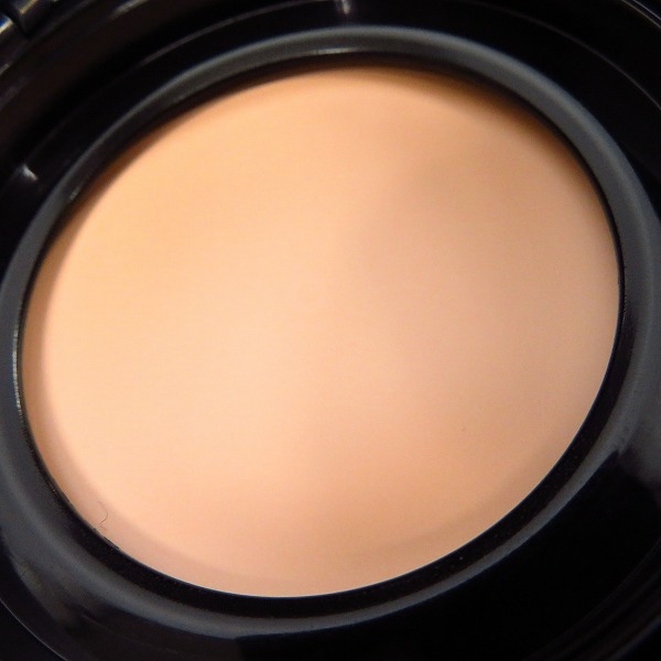 実際に弊社で買取させて頂いたGIORGIO ARMANI/ジョルジオアルマーニ パワーファブリック コンパクト3 ファンデーションバーム 9gの画像 1枚目