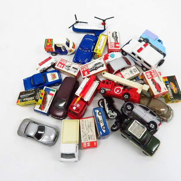実際に弊社で買取させて頂いた【おまとめ/30点↑】カプセルトミカ/トミカ メルセデスベンツＣクラス/トヨタ メガクルーザーパトロールカール 等