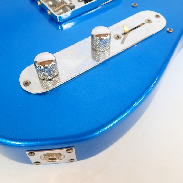 実際に弊社で買取させて頂いた★Bacchus/バッカス UNIVERSE SERIES テレキャスター タイプ メタリックブルー エレキギターの画像 5枚目