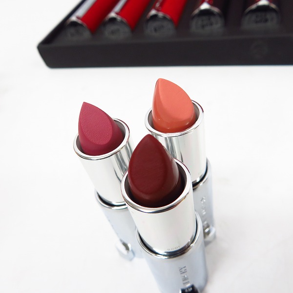 実際に弊社で買取させて頂いたGIVENCHY/ジバンシィ LE ROUGE 18本セット 専用ケース付きの画像 3枚目