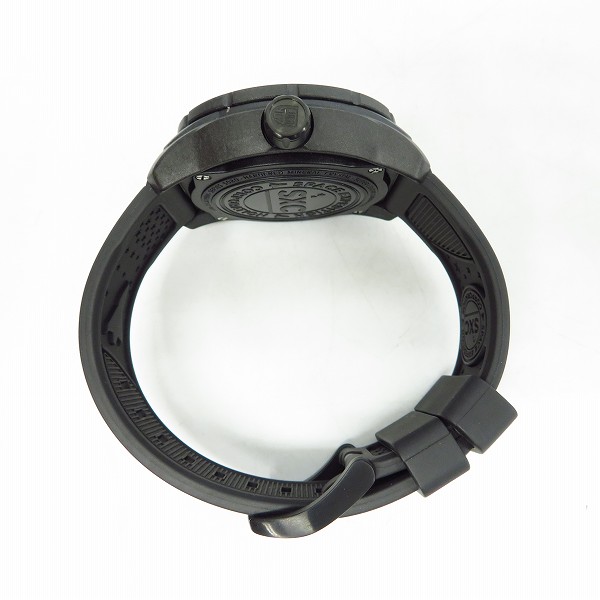 実際に弊社で買取させて頂いたLUMINOX/ルミノックス  SXC PC CARBON GMT 5020 SERIES クォーツ/ウォッチ/腕時計 Ref. 5021 GN XSの画像 2枚目