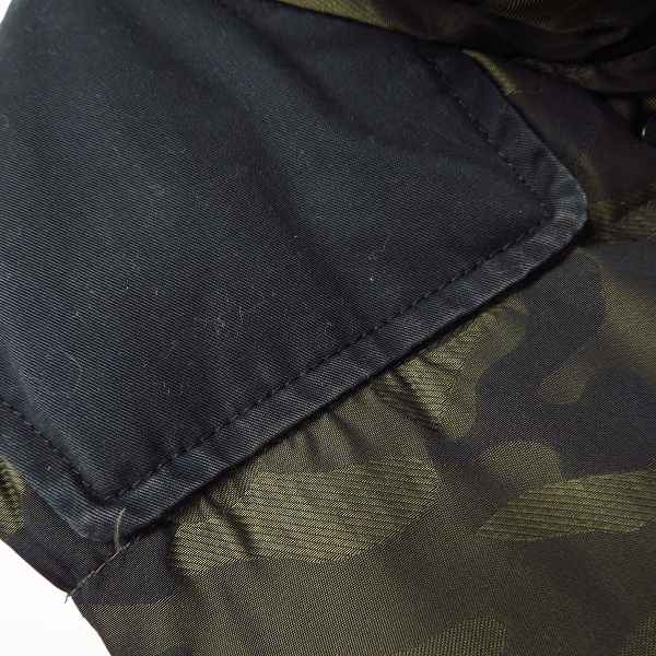 実際に弊社で買取させて頂いたEMPORIO ARMANI JEANS/エンポリオアルマーニジーンズ ベスト 迷彩カモフラ/XLの画像 6枚目