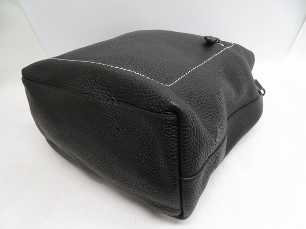 実際に弊社で買取させて頂いたGIORGIO ARMANI/ジョルジオアルマーニ レザー ショルダーバッグの画像 2枚目