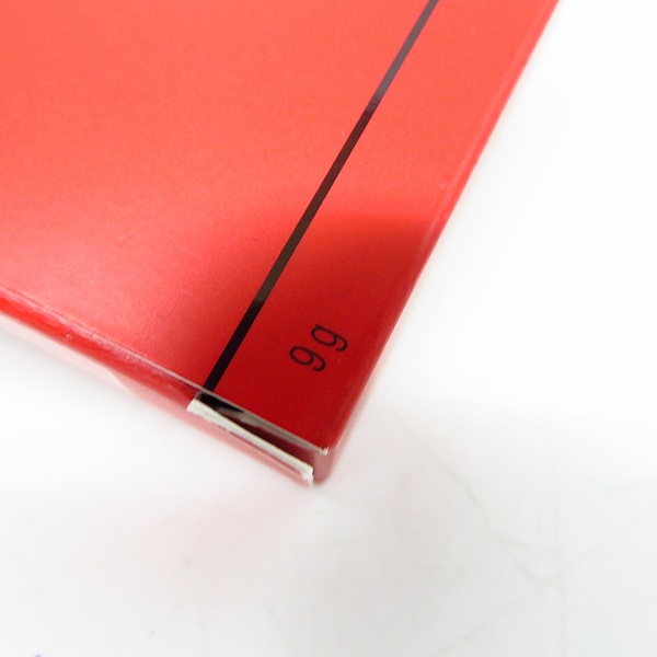 実際に弊社で買取させて頂いたGIVENCHY/ジバンシィ レッド・アイシャドウ・パレット 9gの画像 6枚目