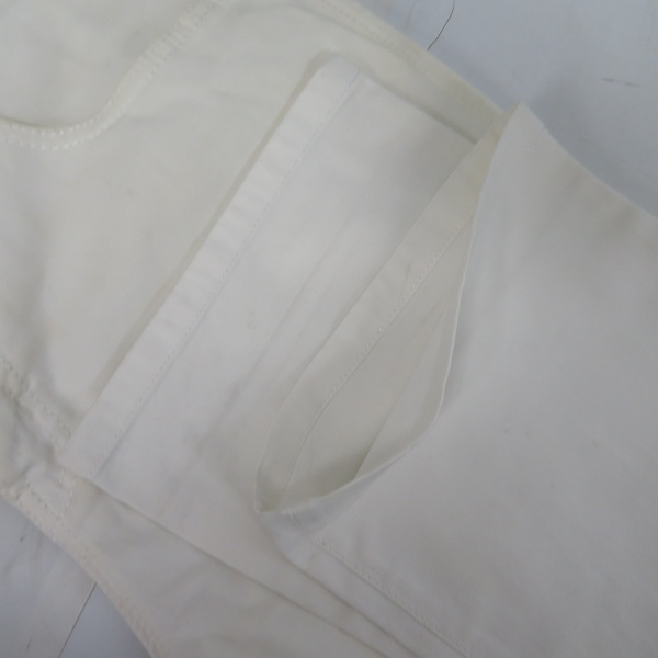 実際に弊社で買取させて頂いたEMPORIO ARMANI/エンポリオアルマーニ Regular Fit ストレッチ コットンパンツ ホワイト Size：34の画像 9枚目