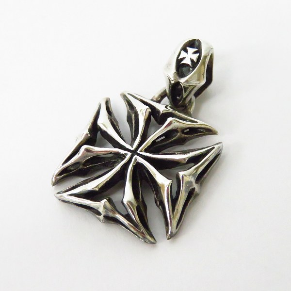 実際に弊社で買取させて頂いたDEAL DESIGN/ディールデザイン カットアウト クロス ペンダントトップ