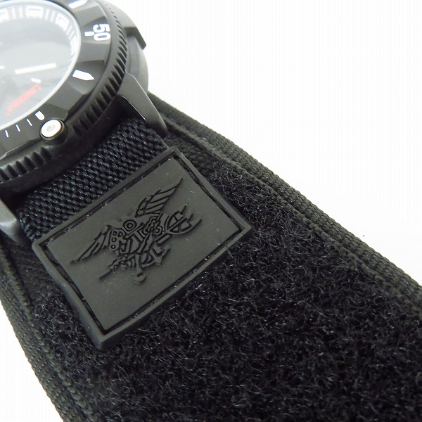 実際に弊社で買取させて頂いたLUMINOX/ルミノックス 影/シャドウ 手裏剣 日米限定モデル/500本限定 デイト LSC-003【動作未確認】の画像 5枚目