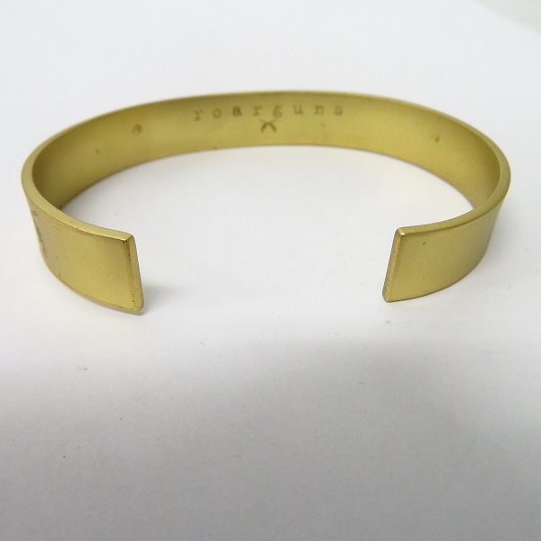 実際に弊社で買取させて頂いたroarguns/ロアーガンズ NO WAR NO KILLS NO GUNS BANGLE バングル ゴールド 18FGQ-25の画像 3枚目