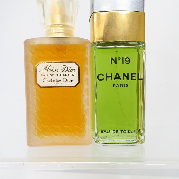 実際に弊社で買取させて頂いたCHANEL/シャネル Dior/ディオール BVLGARI/ブルガリ等 香水 5点セットの画像 2枚目