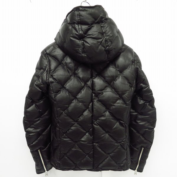 実際に弊社で買取させて頂いたBACKLASH/バックラッシュ カンガルーレザー キルティング ホワイトグース ダウンジャケット ブラック 1363-02/Sの画像 1枚目