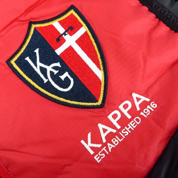 実際に弊社で買取させて頂いた【未使用】Kappa/カッパ ロゴワッペン付きダウンベスト ゴルフウェア ブラック×レッド KG652VE42/Sの画像 3枚目
