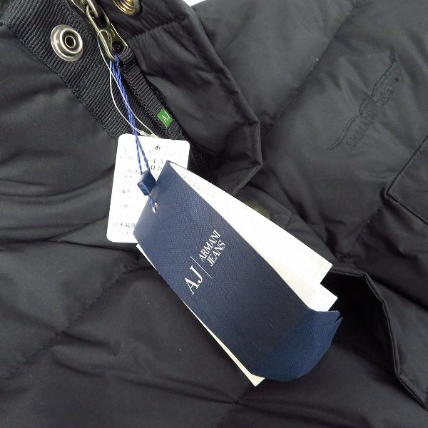 実際に弊社で買取させて頂いたARMANI JEANS/アルマーニ ジーンズ 胸ロゴ刺繍 フェザー混ダウンジャケット 46の画像 6枚目
