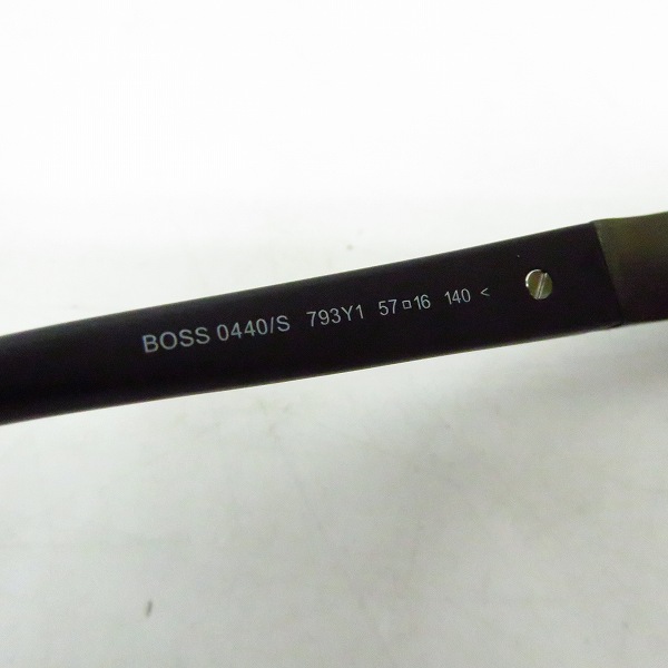 実際に弊社で買取させて頂いたHUGO BOSS/ヒューゴボス サングラスフレーム/アイウェア 0440/S 793Y1の画像 5枚目