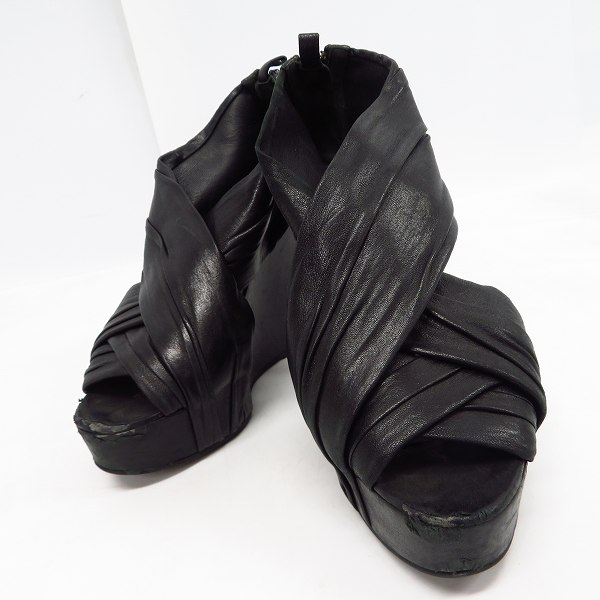 実際に弊社で買取させて頂いたGIVENCHY/ジバンシー バックジップウェッジソールヒール サンダル/36