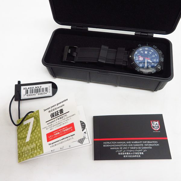 実際に弊社で買取させて頂いたLUMINOX/ルミノックス AUTHORIZED FOR NAVY USE 4220 SERIES ネイビーシールズ クォーツ/腕時計の画像 6枚目