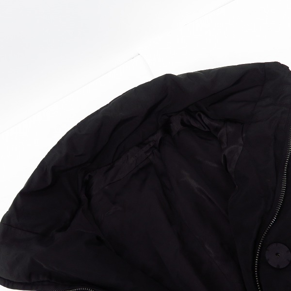 実際に弊社で買取させて頂いたThe Viridi-anne/ザヴィリジアン ハイネック ダウンジャケット/ブラック VI-L-245-06/38の画像 5枚目