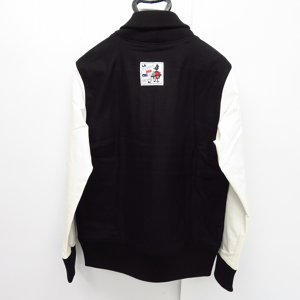 実際に弊社で買取させて頂いた【未使用】Le coq sportif/ルコック 袖切替 ヒートナビ 中綿ブルゾン/ジャケット ゴルフウェア 黒白 QG6830/Lの画像 1枚目