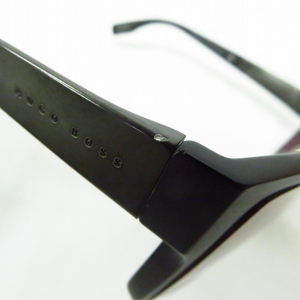 実際に弊社で買取させて頂いたHUGO BOSS/ヒューゴボス サングラスフレーム/アイウェア 0440/S 793Y1の画像 7枚目