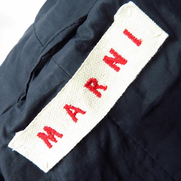 実際に弊社で買取させて頂いたMARNI/マルニ フード付き 裏地ナイロン ウールコート/44 の画像 3枚目