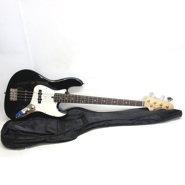 実際に弊社で買取させて頂いた★Bacchus/バッカス Universe Series ジャズベースタイプ エレキベース ソフトケース付き