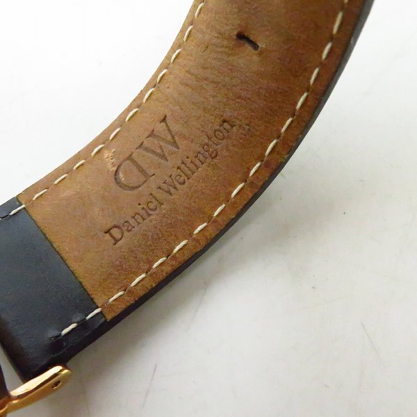 実際に弊社で買取させて頂いたDaniel Wellington/ダニエルウェリントン レザーベルト 腕時計 B40R2 の画像 4枚目