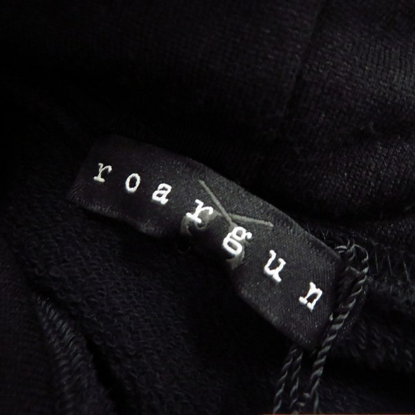 実際に弊社で買取させて頂いた【未使用】roarguns/ロアーガンズ K's別注 スタッズ/スワロ クロスガン ブリーチ加工フーディ 18FGB-17KS/2の画像 2枚目