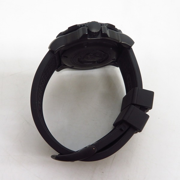 実際に弊社で買取させて頂いたLUMINOX/ルミノックス AUTHORIZED FOR NAVY USE 4220 SERIES ネイビーシールズ クォーツ/腕時計の画像 1枚目
