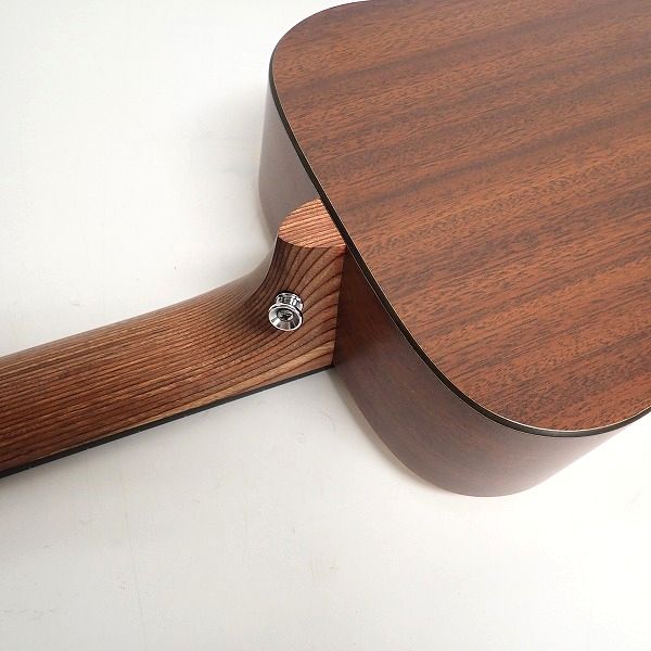 実際に弊社で買取させて頂いた★【美品】Martin/マーティン LXM Little Martin/リトルマーチン ミニアコースティックギター/トラベルギター ソフトケース付きの画像 8枚目