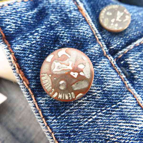 実際に弊社で買取させて頂いたARMANI JEANS/アルマーニジーンズ イタリア製 バックロゴワッペン デニムパンツ W30の画像 8枚目