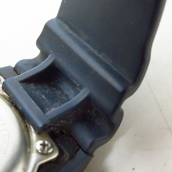 実際に弊社で買取させて頂いたG-SHOCK/Gショック 世界6局対応電波ソーラー スクエア ネイビーブルー/GW-M5610NV-2JFの画像 4枚目